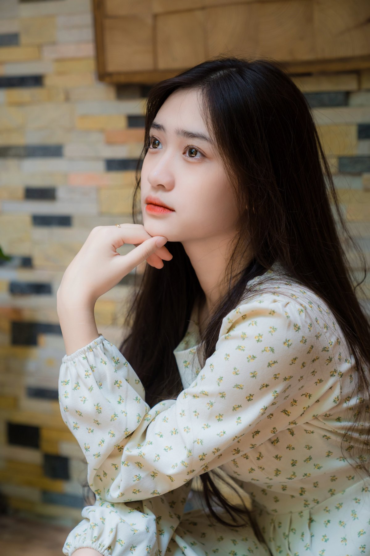 23061422444W437-0-lp